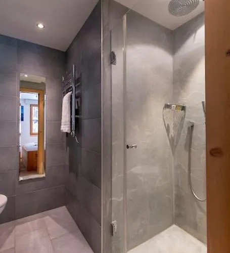Luxurious In וורבייה